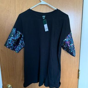 Black sequence sleeve top